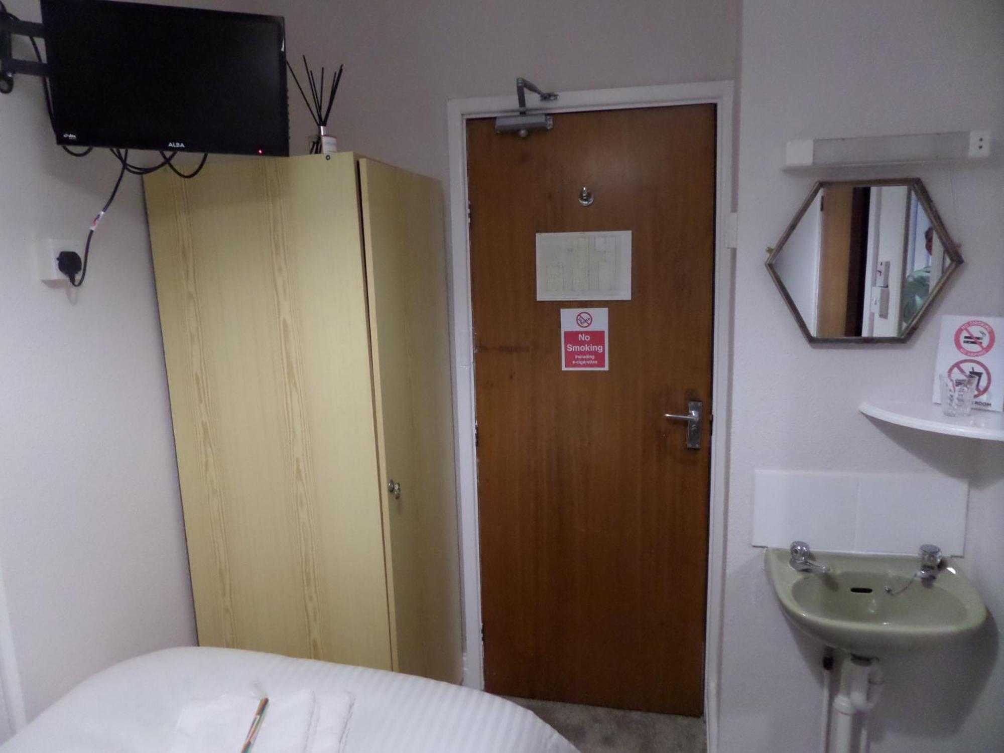 Nathans Guest House Blackpool Exterior photo