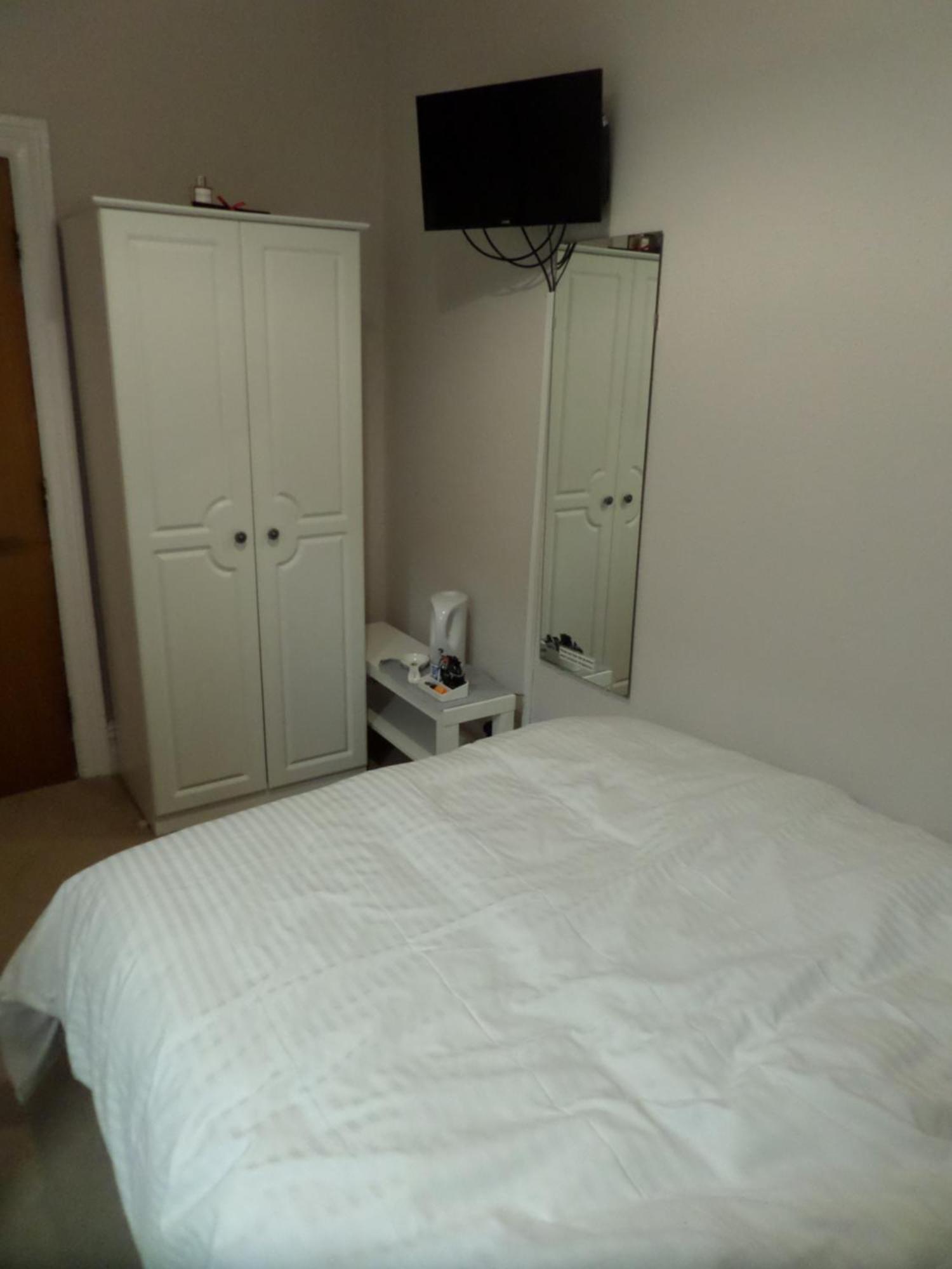 Nathans Guest House Blackpool Exterior photo