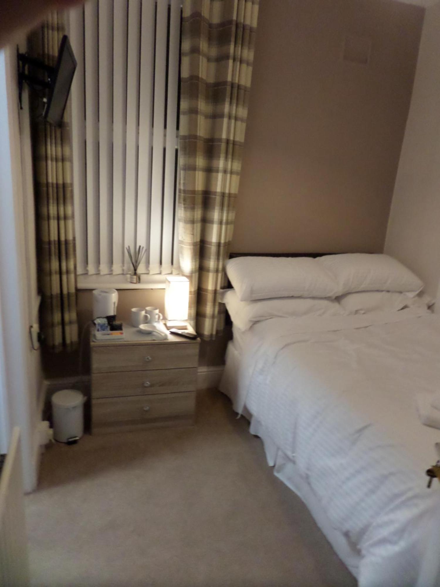 Nathans Guest House Blackpool Exterior photo