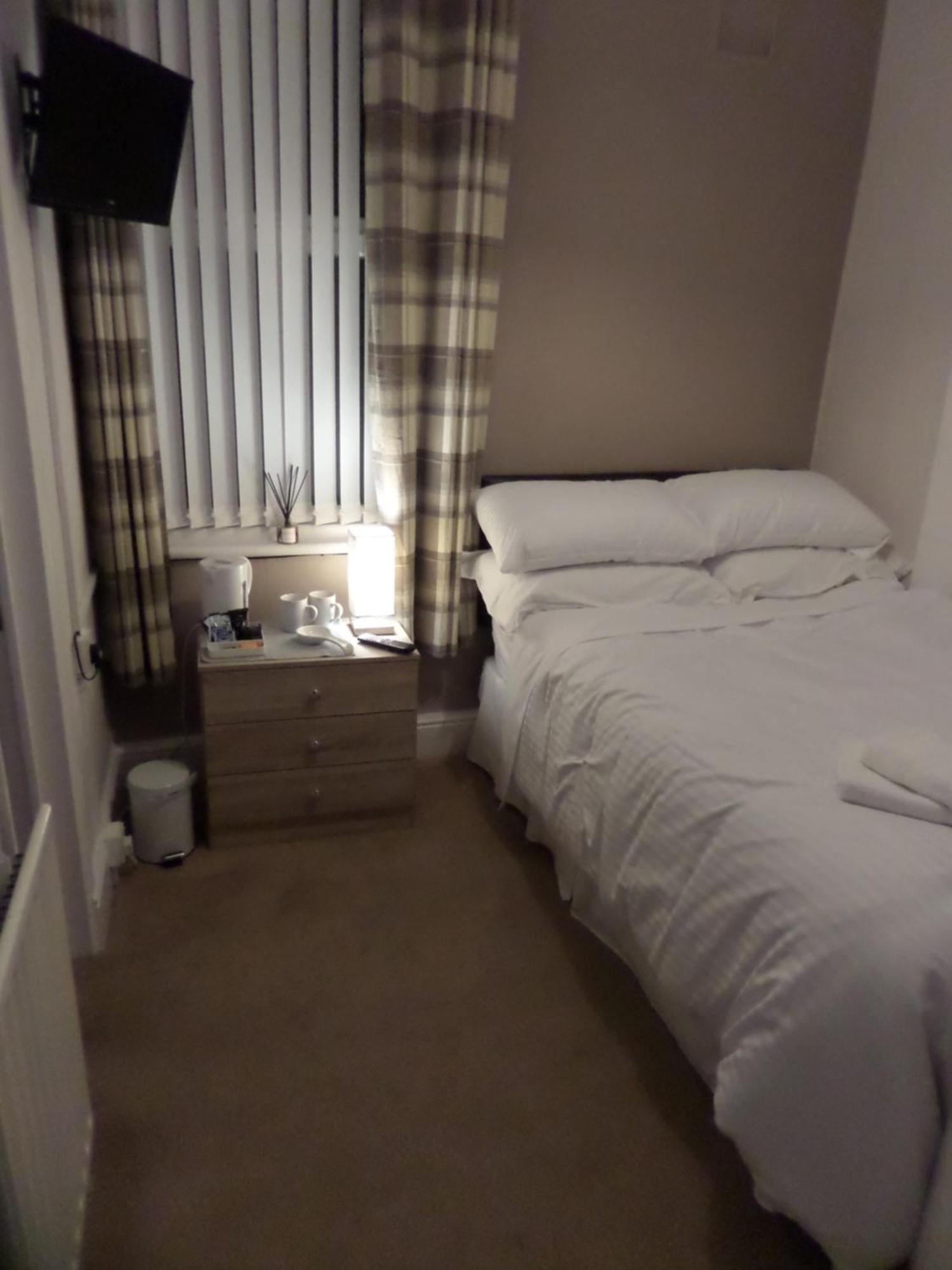 Nathans Guest House Blackpool Exterior photo